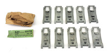 Nos 1950 1951 Oldsmobile 76 Dynamic Cruiser 88 Rocker Molding Clip Set 559798