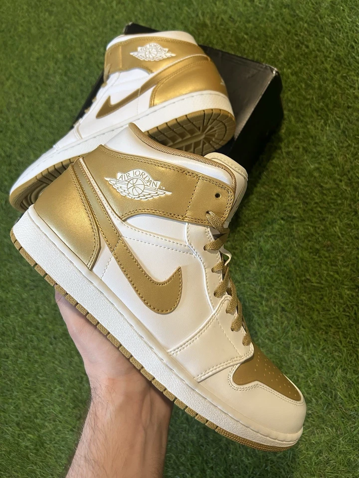 Talla 11 - Air Jordan 1 Phat Blanco Metálico Dorado Foto 2 de 4