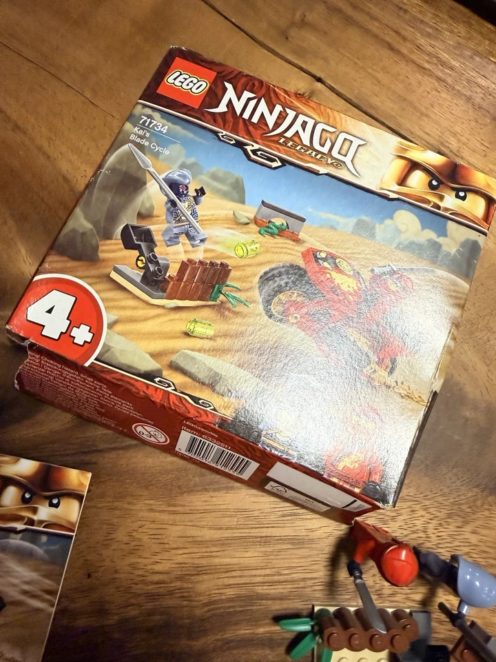LEGO Ninjago 71734 Kai's Blade Cycle, Foto 3 von 5