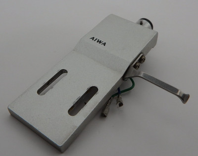 AIWA Headshell mit Bajonett-Anschluss '' SME '' - mit Kabeln - Farbe: Silber