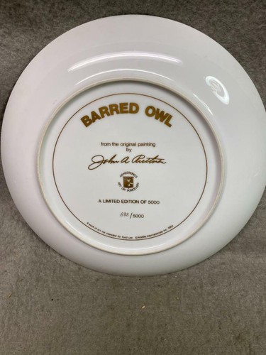 VINTAGE COLLECTOR'S PLATE "BARRED OWL" 688 / 5000 WILDLIFE INTERNATIONAL 1984 - Picture 2 of 3