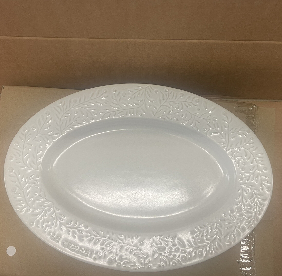 Le Creuset Olive Branch 45cm Oval Serving Platter – Cotton (NEW