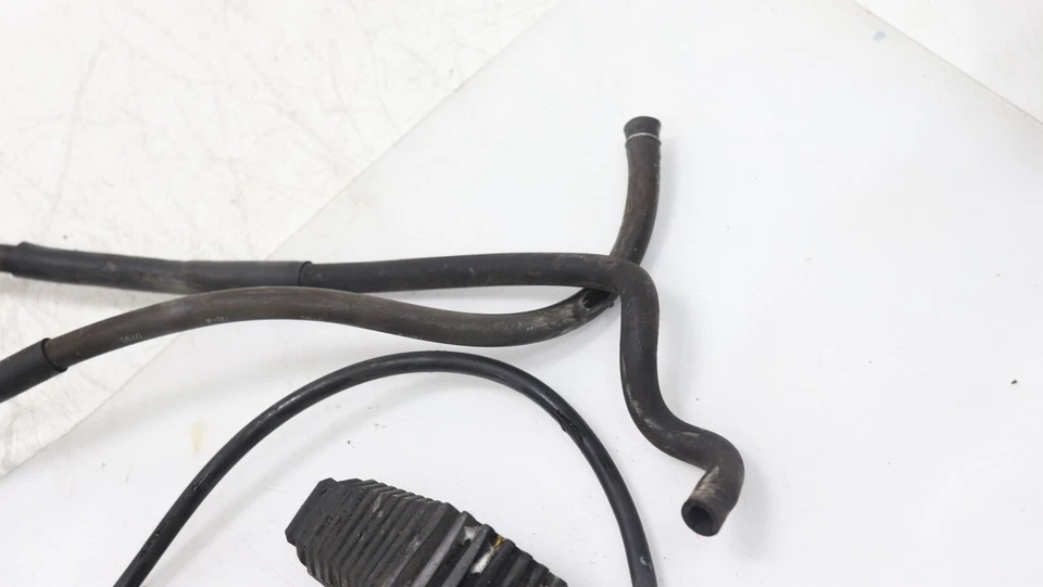 Honda Shadow Ace 1100 1996 misc pernos pernos mangueras Foto 2 de 4