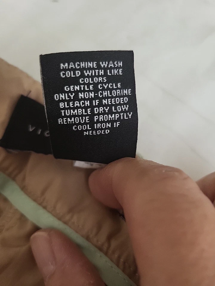 Victoria Beckham Mujer Pantalones Cortos Verde 6 Calientes Pantalones Botín Encaje Forrado Informal  Foto 3 de 4