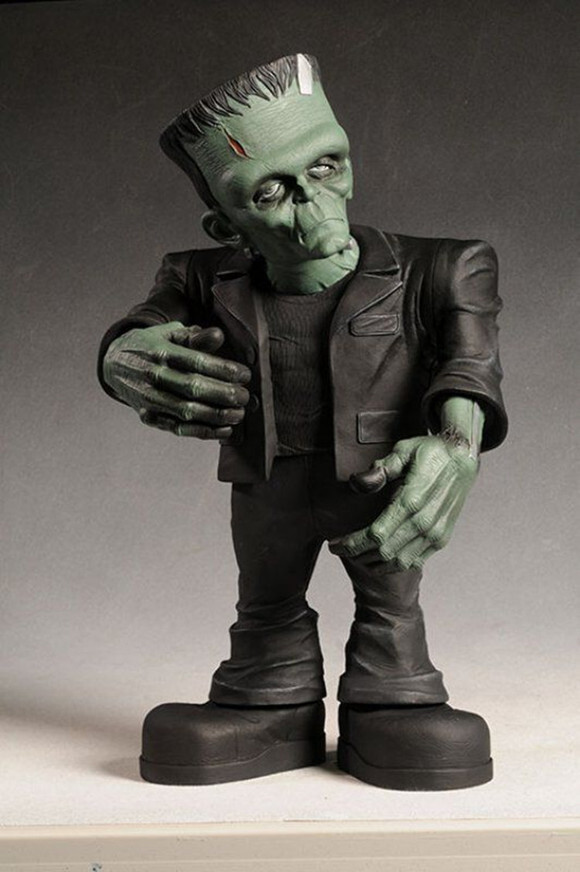 MEZCO Frankenstein Monster Figure 46cm 18in Big Statue Figure 