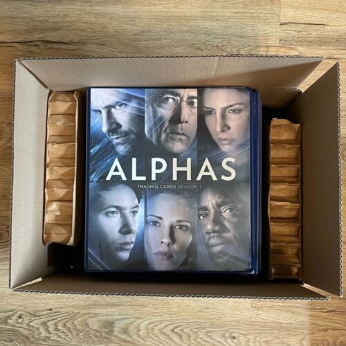 Lot of 10 Alphas Season 1 2013 Official Collectors Trading Card Binder / Album - Picture 1 of 1