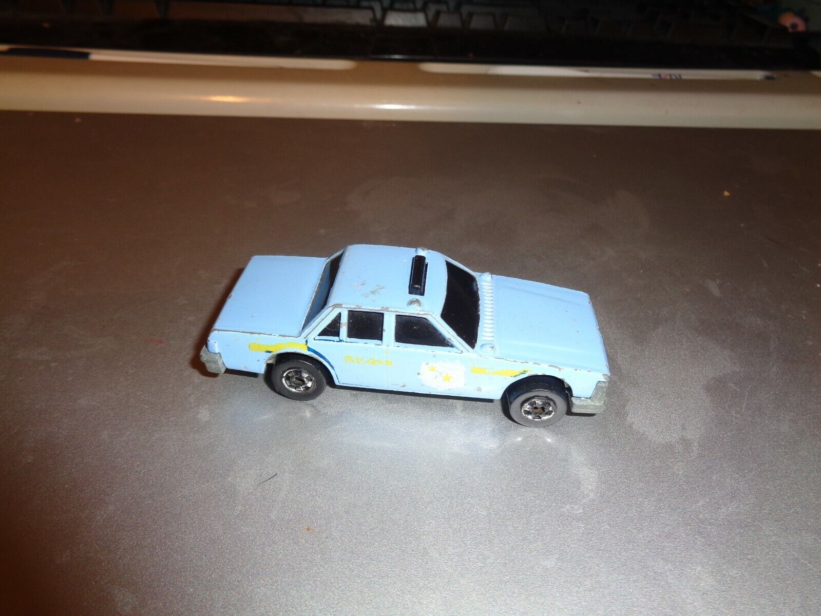 Vintage 1983 Hot Wheels Crack Ups Crunch Chief Blue State Police Car Crash