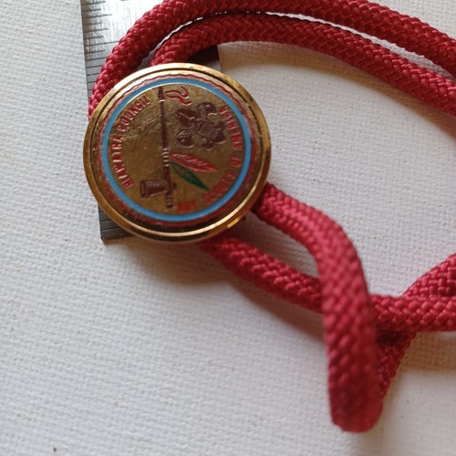 BSA VINTAGE BOLO HIAWATHA COUNCIL PEACE PIPE BOY SCOUTS 18" ROSSO SLIDE New York - Foto 3 di 7