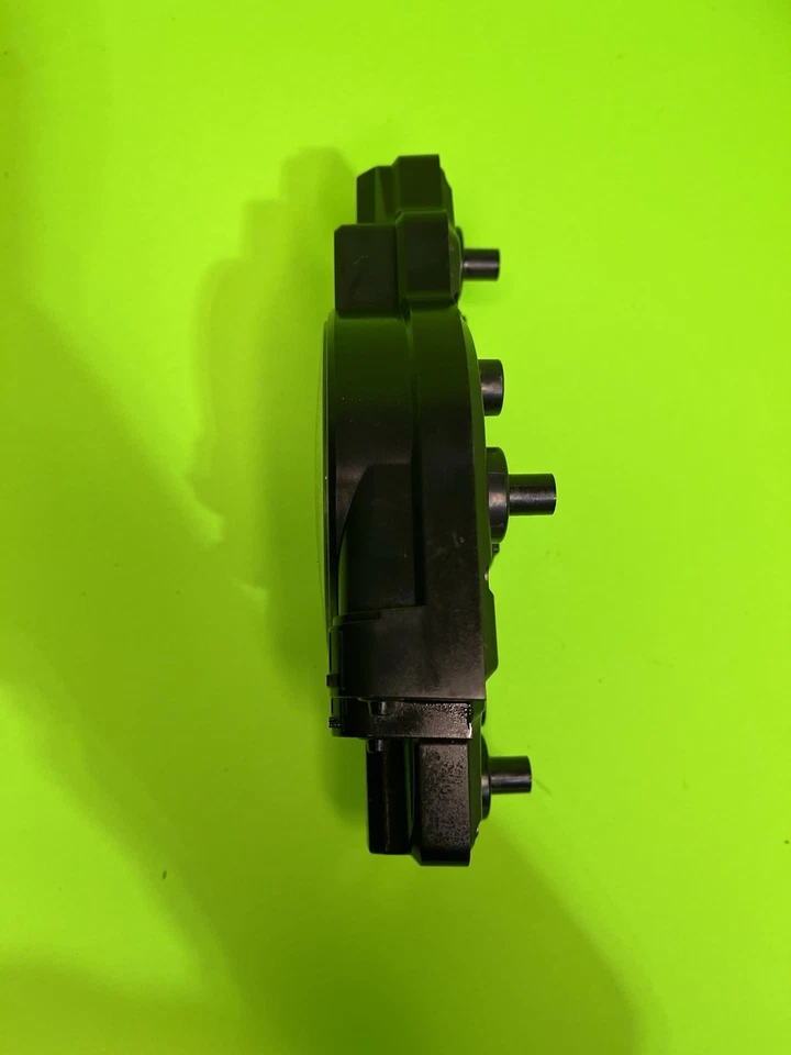 2007 2008 YAMAHA R1 DASH CLUSTER 2.8K MILES LOW MILEAGE OEM GOOD CONDITION - Image 4 of 4