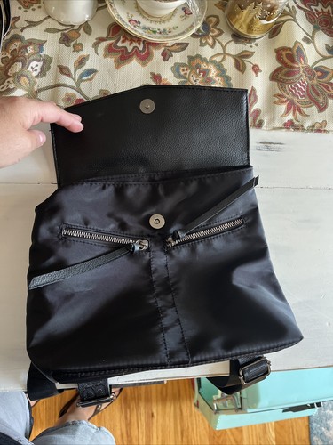 Botkier Trigger Mini Nylon Backpack - Black - 第 2/7 張圖片