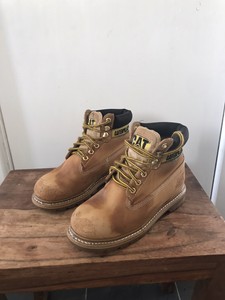 sand coloured desert boots