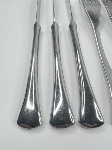 Mikasa CURVE Lot of 7 Pieces - 3 Knives 2 Forks 2 Spoons Stainless Curved Up Tip - Picture 13 of 21