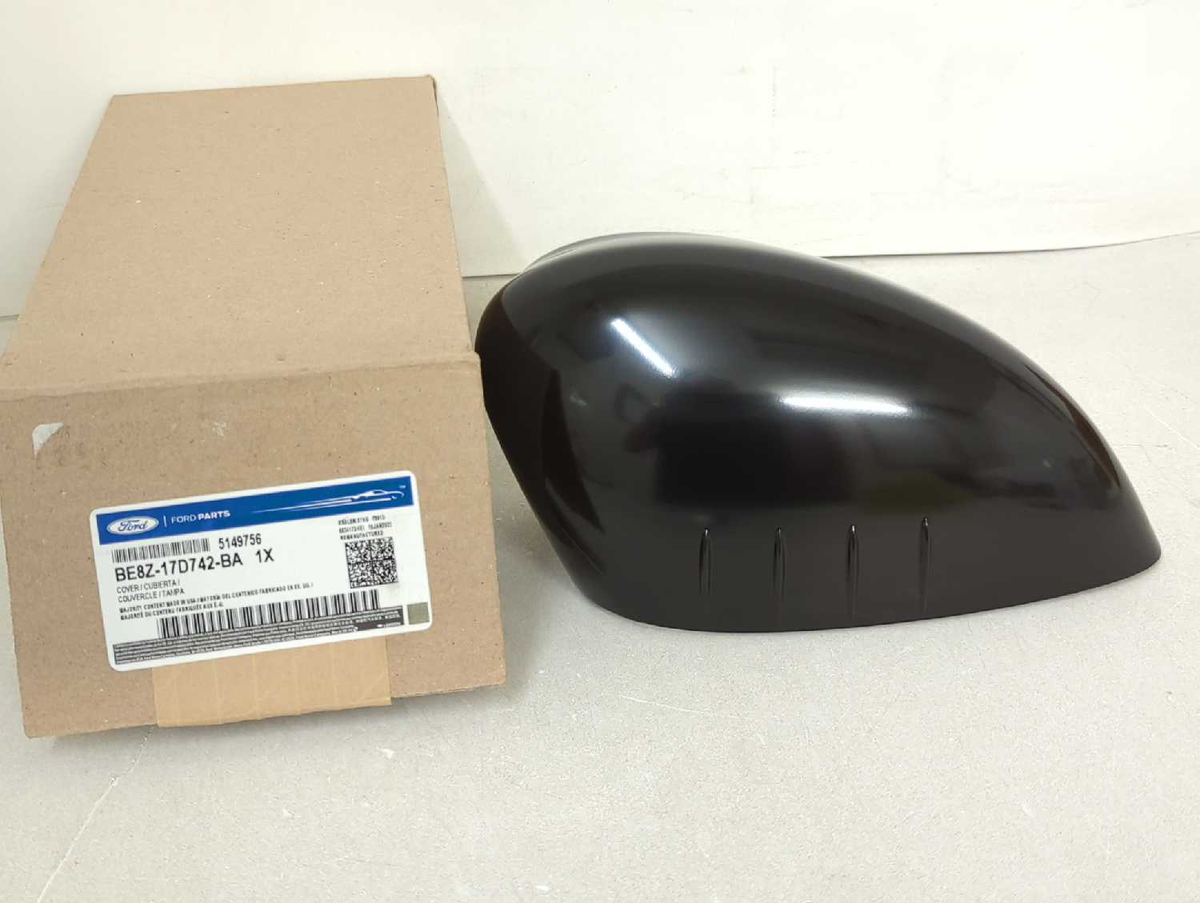 New OEM genuine Ford Mirror Cover Rh 2011-2019 Fiesta BE8Z-17D742