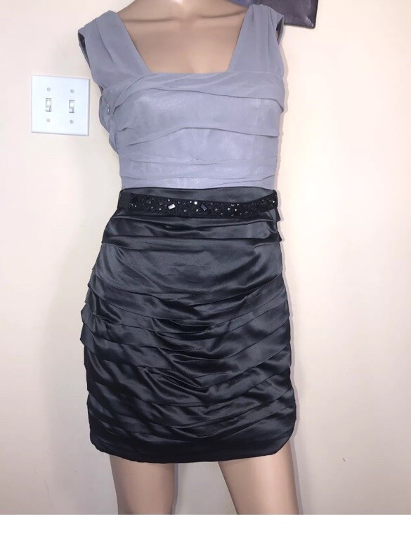 Express Gray Toned Satin V-Neck Sleeveless Ruched Mini Party Dress size 2  NWOT