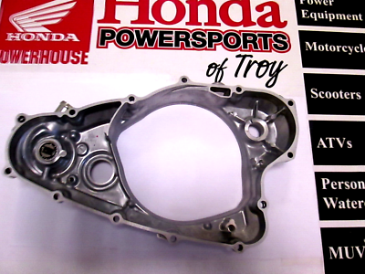 NEW GENUINE HONDA OEM RIGHT CRANKCASE COVER W/ WATER PUMP 2009