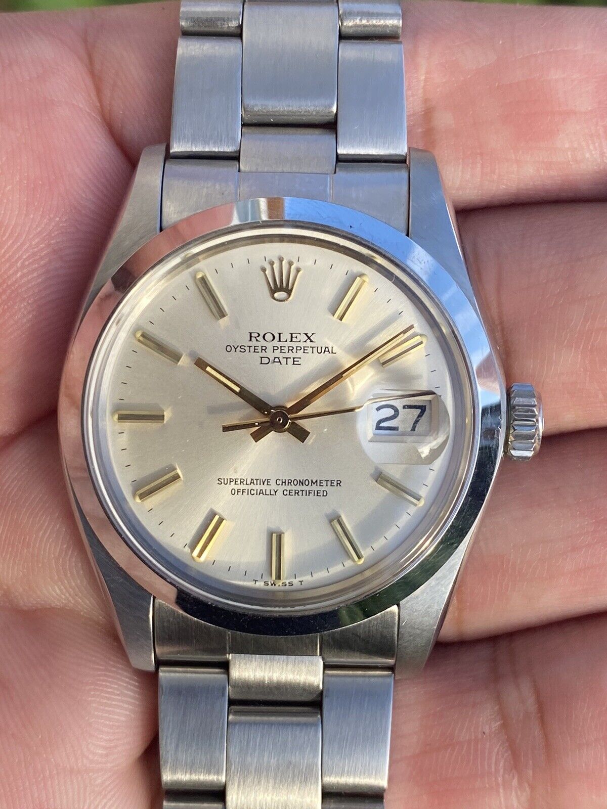 Vintage Rolex Oyster Perpetual Date Ref 1500 silver dial Watch Year 1970’s