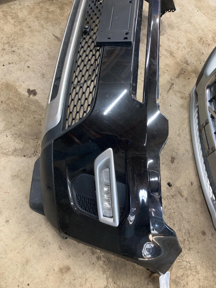 16 DISCOVERY SPORT Front Bumper Rebar Sep Black W/grills W/fogs. — 第 2/4 张图片