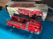 1970 Hess Fire Truck with Original Box Battery + card and 4 inserts  #2