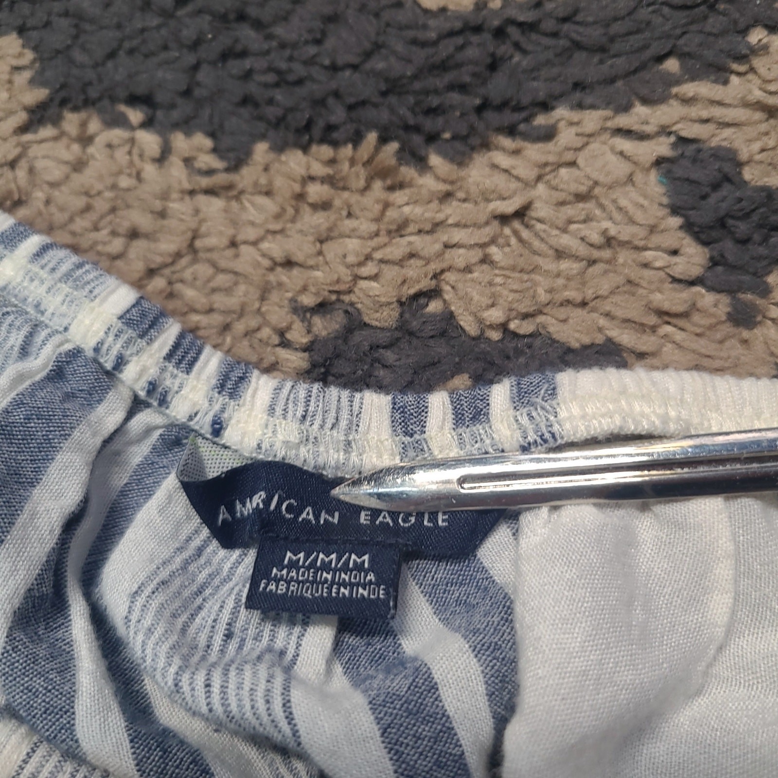 American Eagle Crop Top Size Medium Button Front … - image 6