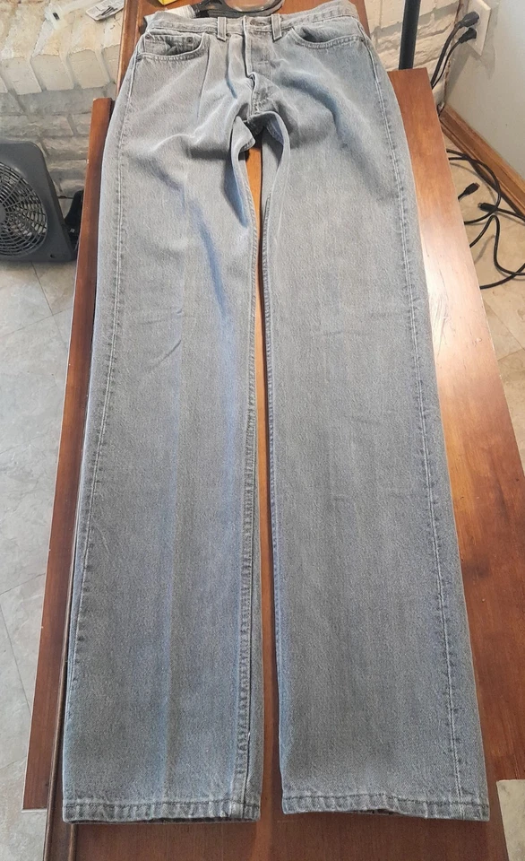 Vintage Levi’s 501 Jeans 70s Hidden Rivets Red Ink Patch Small e USA Made 553  - Image 2 of 4