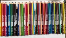 Lot de 46 crayons de couleur Laurentien 1-22, 24-33, 36-43, 45-50