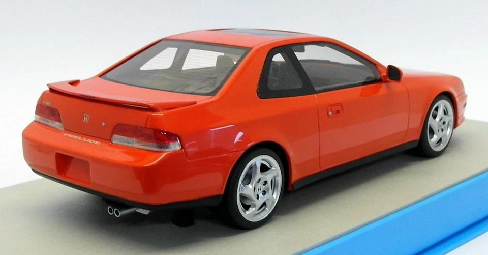 LS Collectibles 1/18 Scale Model Car LS038A - 1997 Honda Prelude - Red - Image 3 of 4