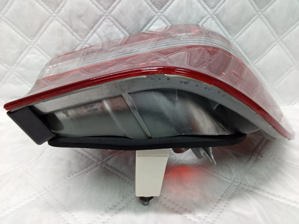 Conjunto de luces traseras para BMW 330i 2002 2003 2004 lado del conductor para BM2800111 Foto 4 de 4