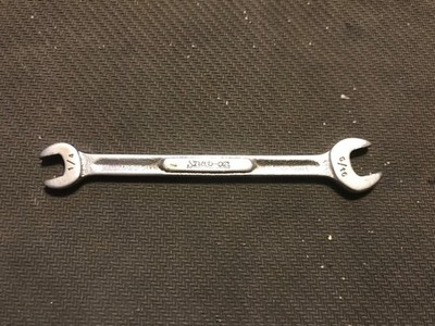 Snap On Tools Open Ended 1/4  x 5/16   Wrench VS810 Made in USA