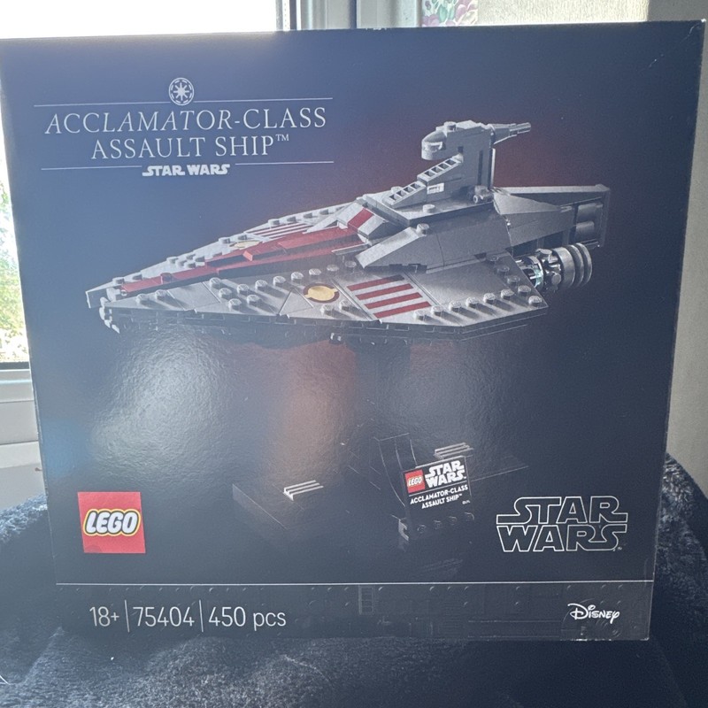 LEGO Star Wars Acclamator-Class Assault Ship 75404 Set 18+ 450 Pieces