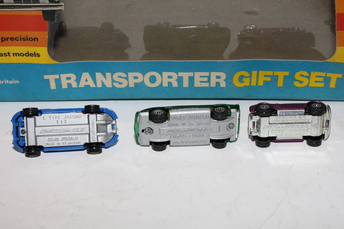 Corgi Juniors Vintage 3025 Transporter Gift Set, Mint in Good