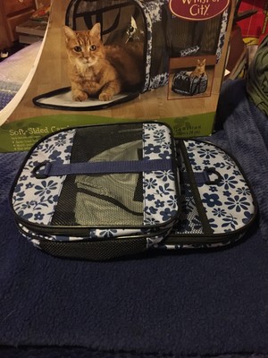 whisker city soft sided cat carrier