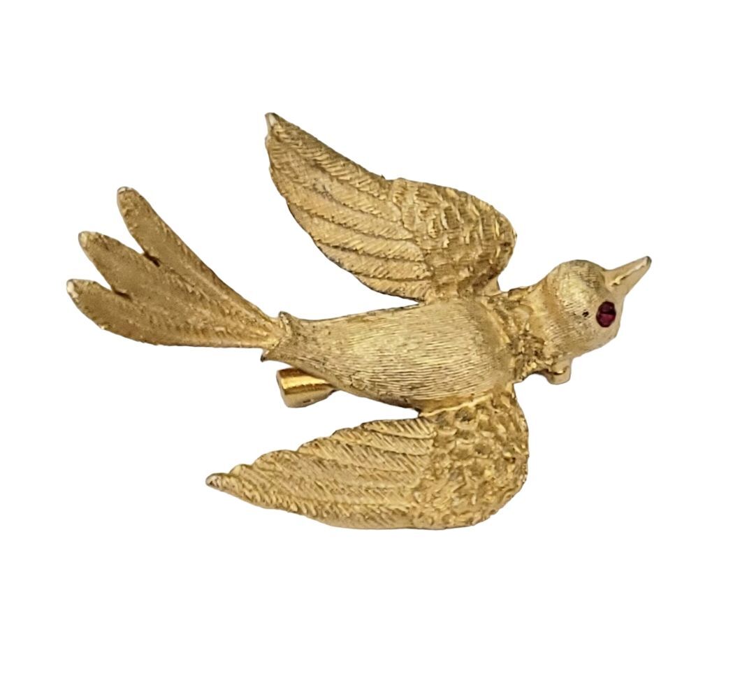 JJ Jonette Jewelry Gold Tone Red Rhinestone Eye Bird Pin Brooch