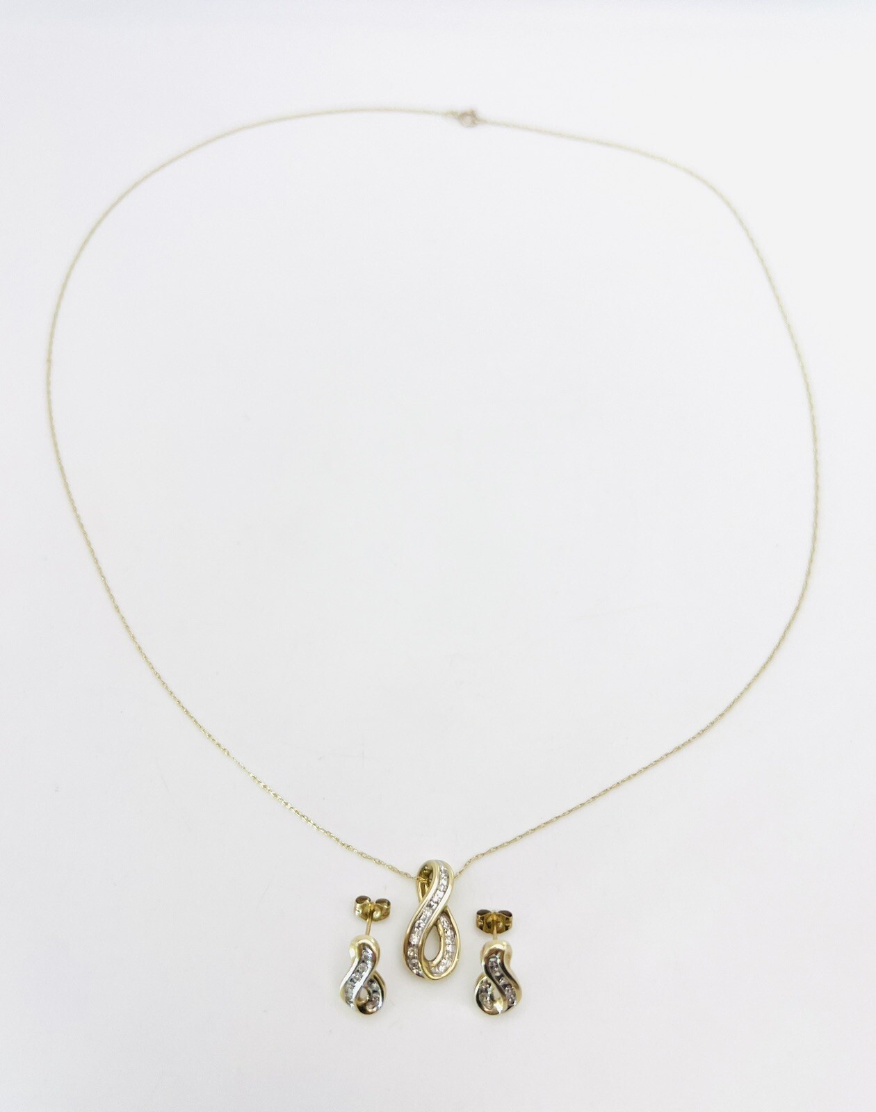 10k Solid Yellow Gold Diamond Infinity Swirl Geom… - image 6