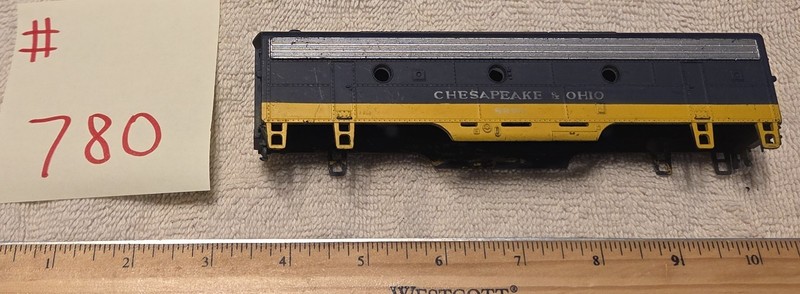 Athearn - HO Engine Parts - Lot #780 – C&O F7B Shell – Used ***READ***