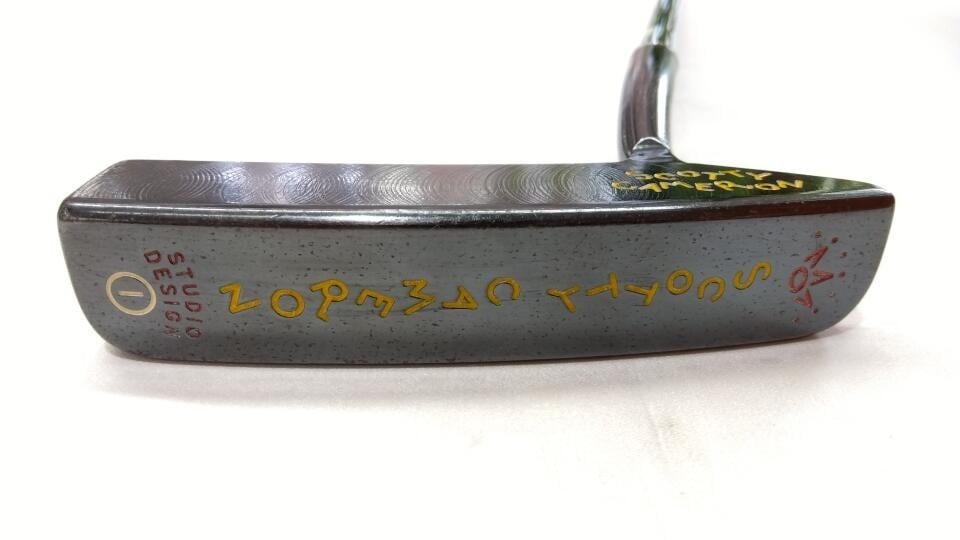 SCOTTY CAMERON STUDIO DESIGN 1 35 pouces Putter droit avec H