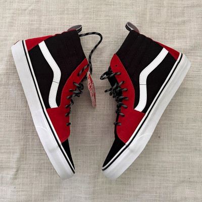 VANS Sk8-Hi Unisex Skateboard-Schuhe Rot/Schwarz/Weiß EU 42 Canvas