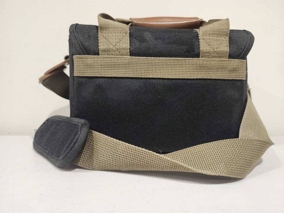 Retro Canon Green Camera Shoulder Strap DSLR Carry Case Bag DSLR 12x7x8 - Image 4 of 4