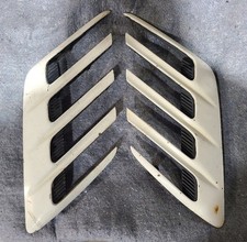 1972 1973 1974 Dodge Challenger Original Rallye Front Fender Louvers Inserts