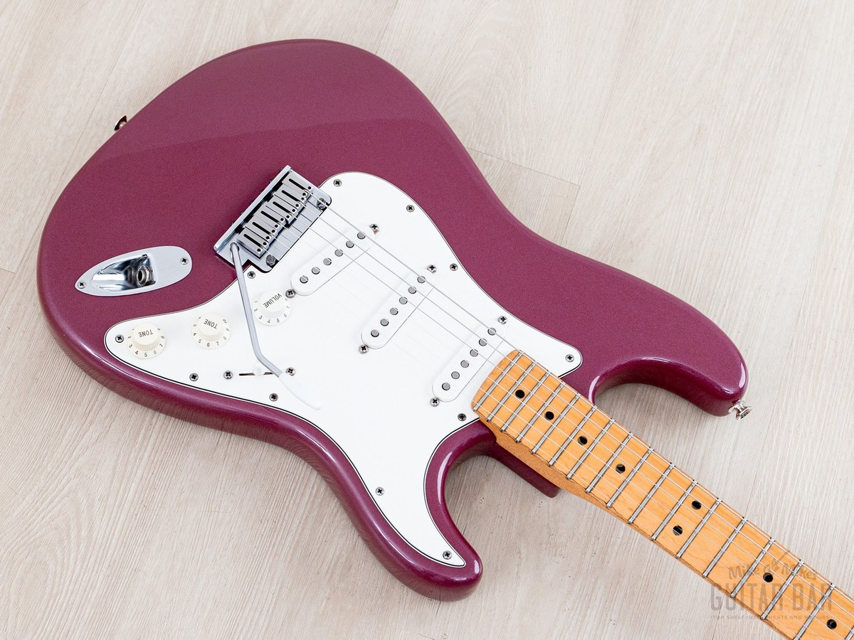 1995 Fender American Standard Stratocaster Burgundy Mist, Near