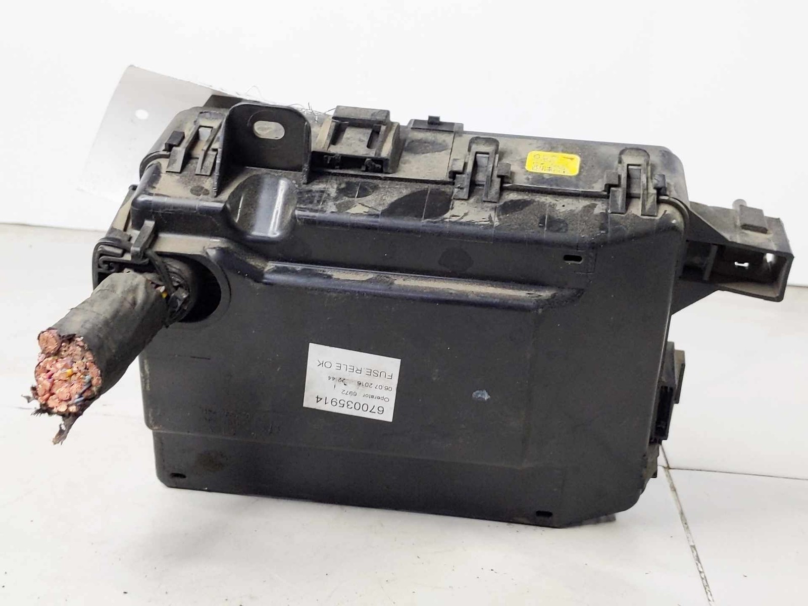 Engine Fuse Box For 2017 Maserati Ghibli