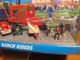 NEW (Vintage) Micro Machines RANCH RIDERS Collection #42 Galoob 1994 SEALED 