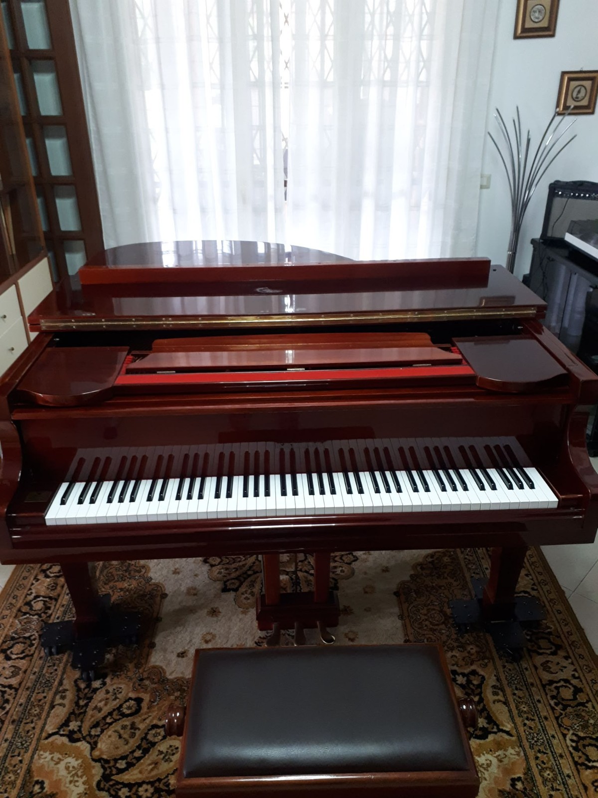 Pianoforte un quarto di coda Artmann