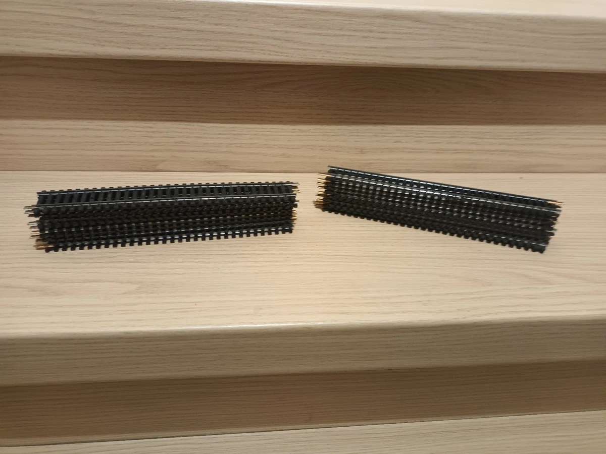 2 Rails Courbes Lima R360 N3032 Pour Réseau De Train Miniature HO 1/87
