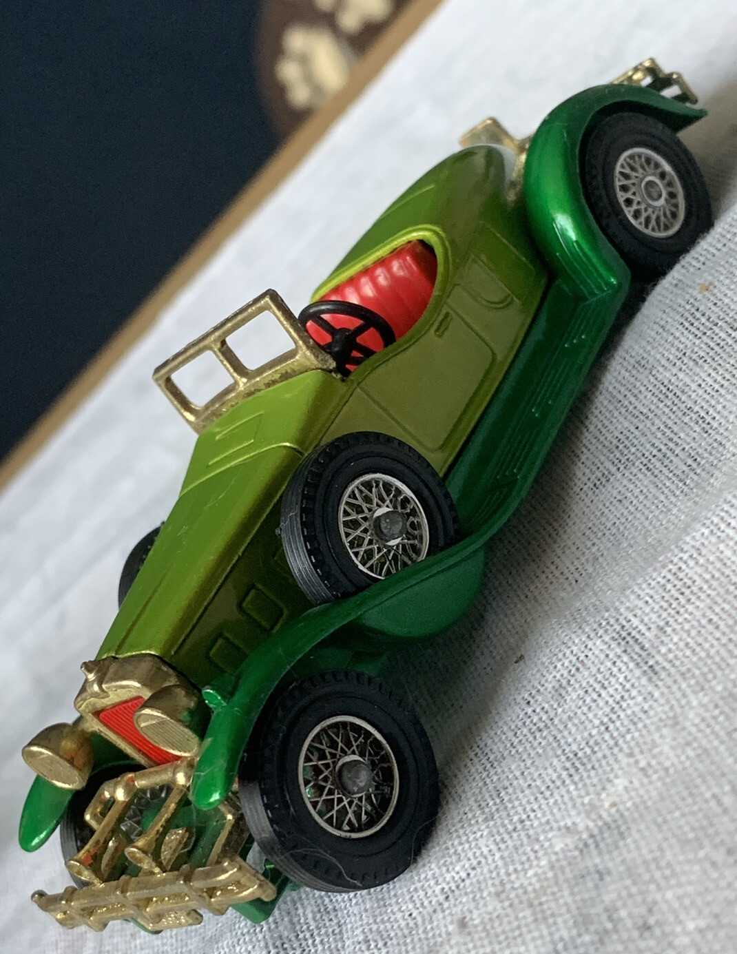 Picture 4 of 11