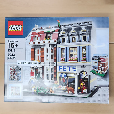 Lego 10218 Pet Shop 2032pcs Expedited Shipping - Sealed
