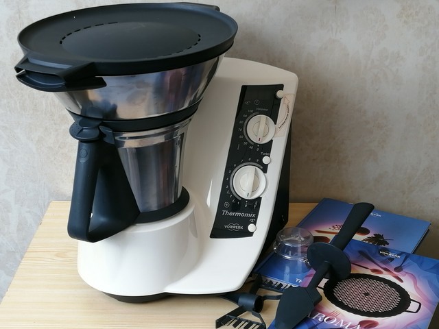 Vorwerk Thermomix Tm21 Kuchenmaschine Mit Varoma Garaufsatz Online Kaufen Ebay 