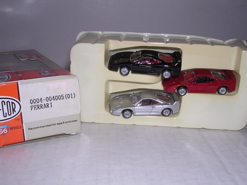 Cupés Ferrari CON-COR #4005 con 3 colores diferentes H.O. incorporado 1/87 | Zustand: New