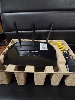 NETGEAR AC2000 Dual Band Gigabit Smart Wi-Fi Router (R6850) Great Working
