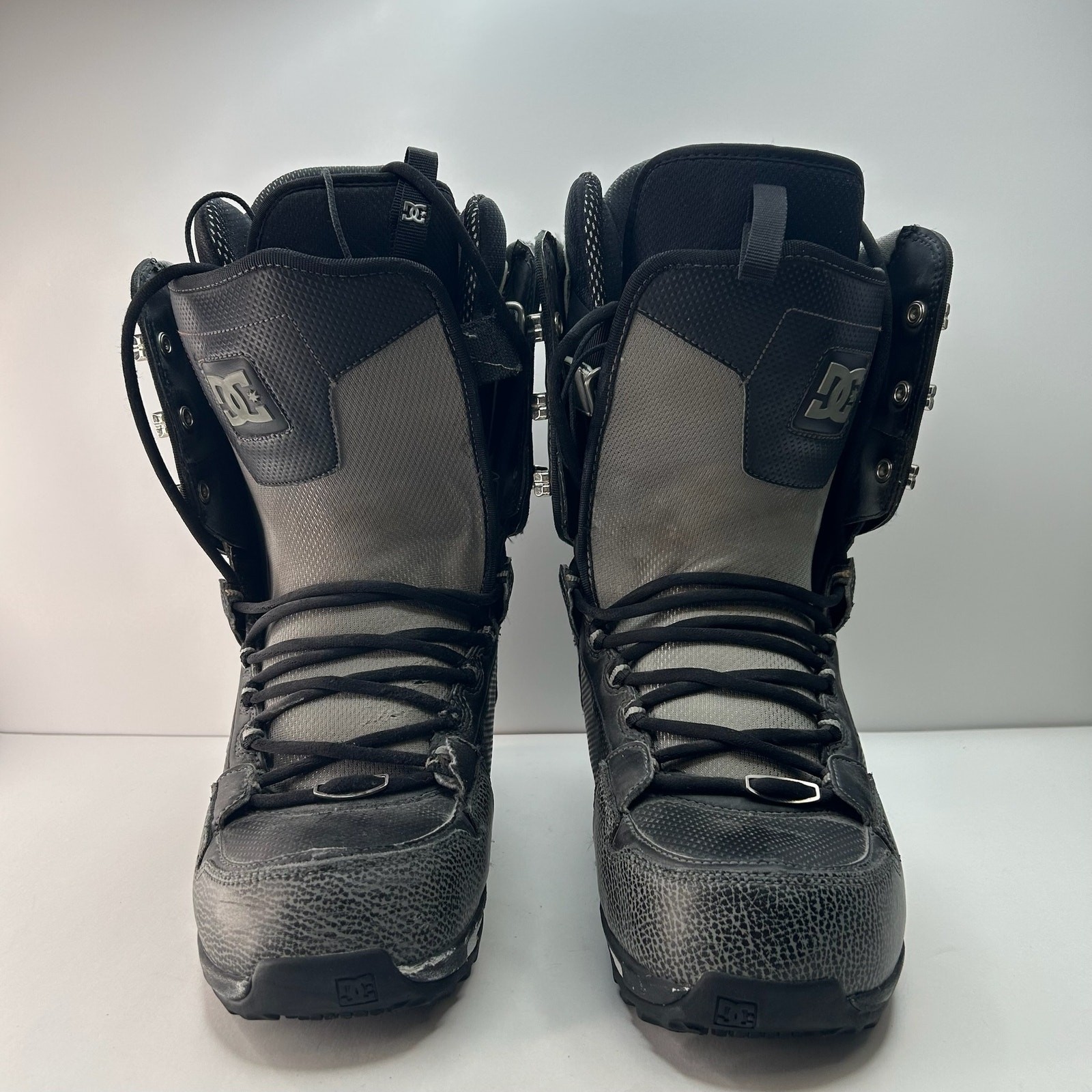 Boots Men's Us 10.5 Gray Black 301308 Good/stiff
