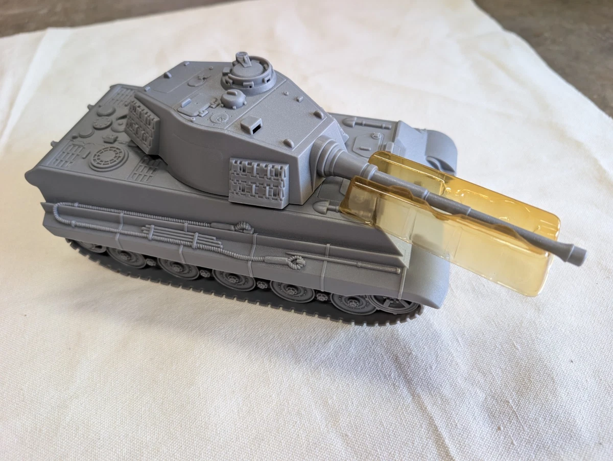 KING TIGER 1:24 Panzerkfwagen_VITiger II BKM2553_Cover_Webcard__